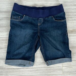 Blue denim maternity bermuda shorts size 4/6 capris elastic waist band